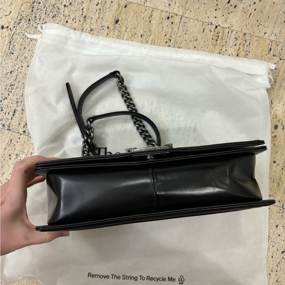 Chanel Large Boy Bag - Picture 5 of 15
